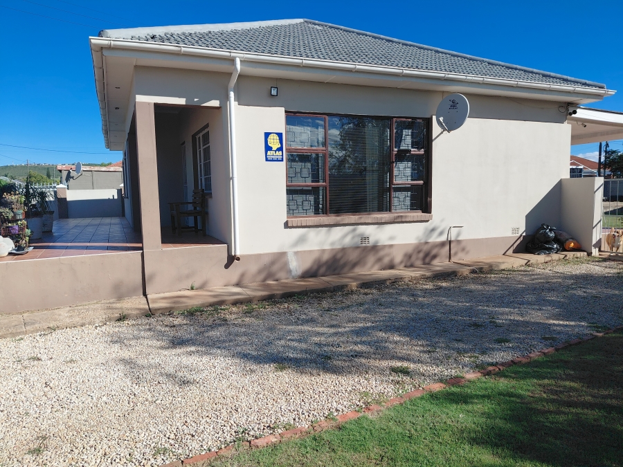 3 Bedroom Property for Sale in Despatch Central Eastern Cape